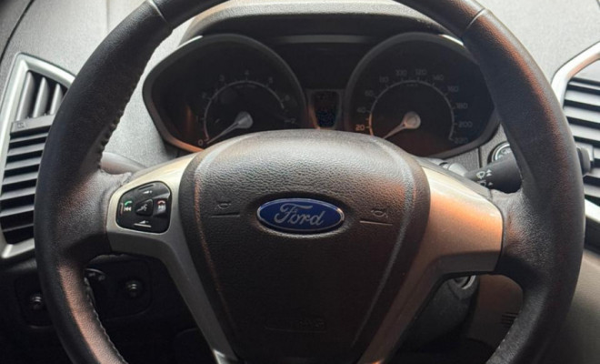 Ford EcoSport SE 1.6 16V Flex 5p Mec. 2014-6