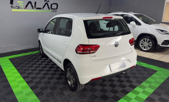 VW - VolksWagen Fox Connect 1.6 Flex 8V 5p 2019 Flex-2