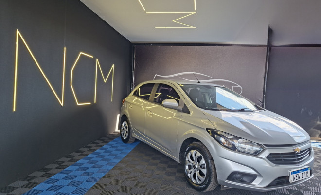 GM - Chevrolet ONIX HATCH LT 1.4 8V FlexPower 5p Mec. 2017 Flex-1