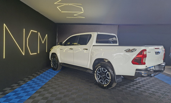 Toyota Hilux CD SR 4x4 2.8 TDI Diesel Aut. 2020 Diesel-4