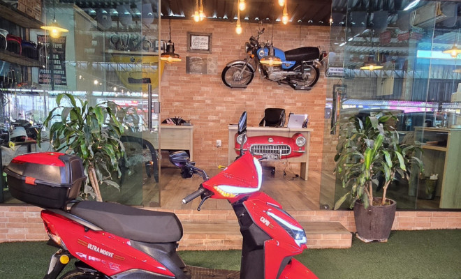 Scooter Elétrica Ultramoove Capri Zero KM Elétrico