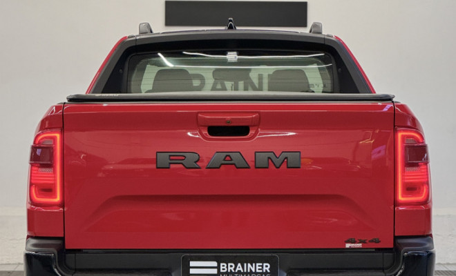 RAM RAMPAGE R/T HURRIC. 4 2.0 TB CD 4X4 Aut. 2024 Gasolina-4