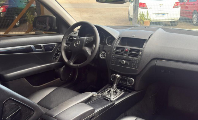 Mercedes-Benz C-200 Kompressor Classic 1.8 16V Aut. 2008 Gasolina-4