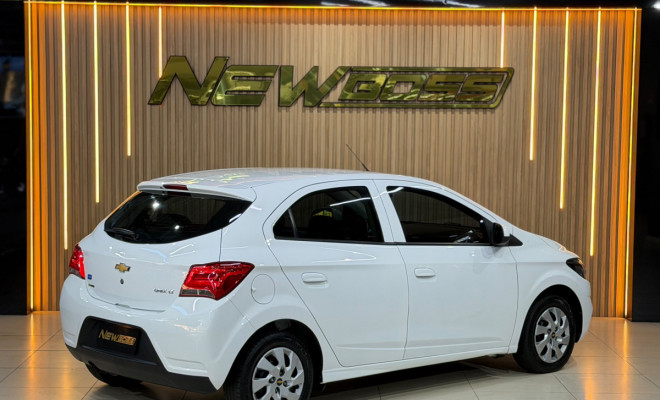 GM - Chevrolet ONIX HATCH LT 1.0 8V FlexPower 5p Mec. 2017 Flex-0