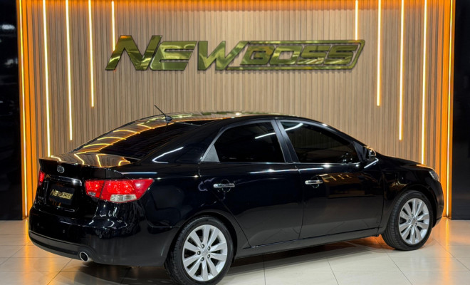 Kia Motors Cerato 1.6 16V Aut. 2013 Flex-0