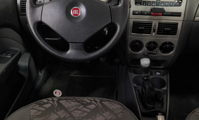 Fiat Strada Adventure 1.8/ 1.8 LOCKER Flex CE 2010 Flex-4