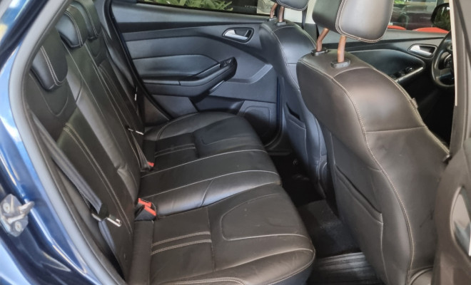 Ford Focus Sedan 2.0 16V/2.0 16V Flex 4p Aut. 2015 Flex-4