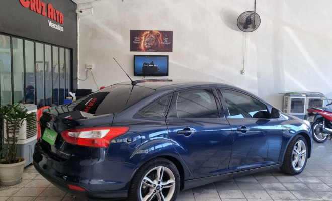 Ford Focus Sedan 2.0 16V/2.0 16V Flex 4p Aut. 2015 Flex-6