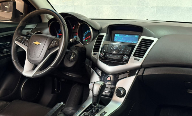GM - Chevrolet CRUZE LT 1.8 16V FlexPower 4p Aut. 2016 Flex-5