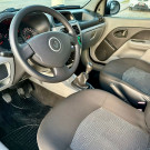 Renault Clio 1.0 Hi-Flex - 2012-8