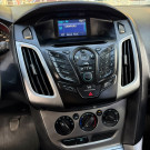 Ford Focus 1.6 S/SE/SE Plus Flex 8V/16V  5p 2014 Flex-13