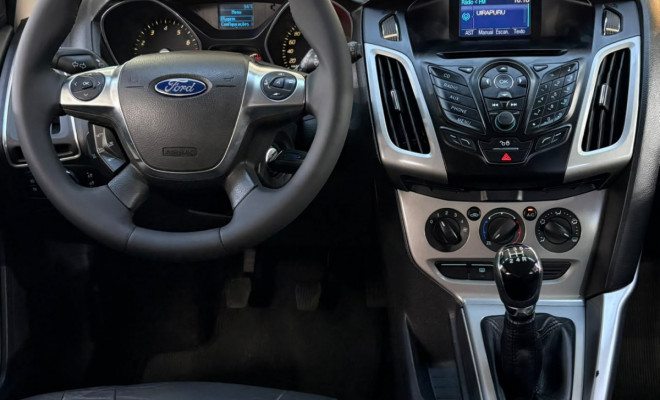 Ford Focus 1.6 S/SE/SE Plus Flex 8V/16V  5p 2014 Flex-7