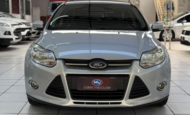 Ford Focus 1.6 S/SE/SE Plus Flex 8V/16V  5p 2014 Flex-1