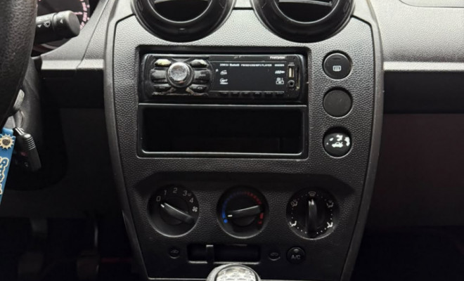 Ford Fiesta 1.0 8V Flex/Class 1.0 8V Flex 5p 2013-8