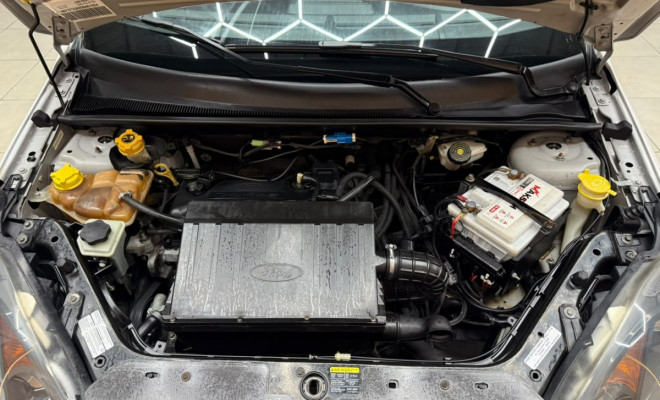 Ford Fiesta 1.0 8V Flex/Class 1.0 8V Flex 5p 2013-13