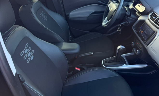 GM - Chevrolet ONIX HATCH ADVANTAGE 1.4 8V Flex 5p Aut. 2019 Flex-8