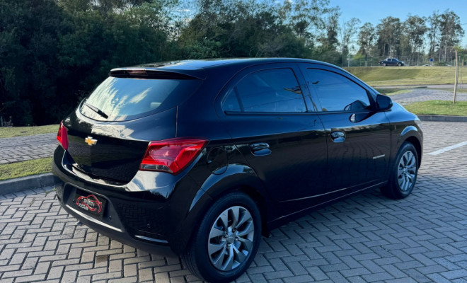 GM - Chevrolet ONIX HATCH ADVANTAGE 1.4 8V Flex 5p Aut. 2019 Flex-3