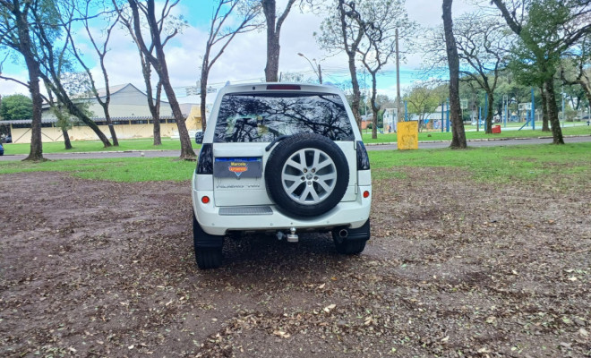 Mitsubishi Pajero TR4 2.0/ 2.0 Flex 16V 4x4 Aut. 2011 Flex-2