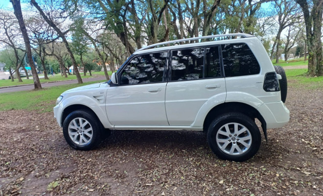 Mitsubishi Pajero TR4 2.0/ 2.0 Flex 16V 4x4 Aut. 2011 Flex-0