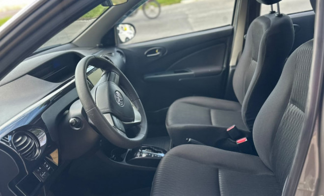 Toyota ETIOS X Sedan 1.5 Flex 16V 4p Aut. 2018 Flex-8
