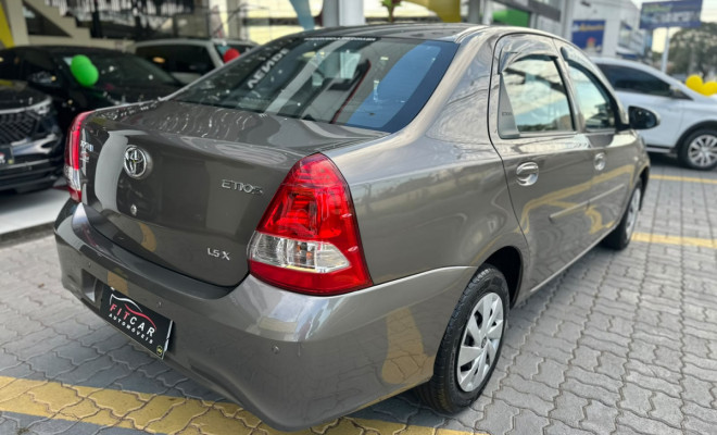 Toyota ETIOS X Sedan 1.5 Flex 16V 4p Aut. 2018 Flex-3