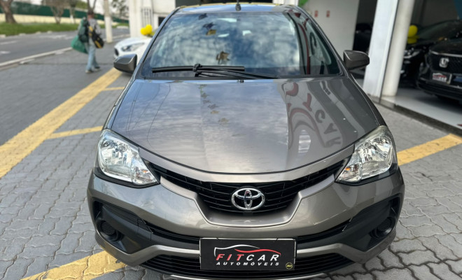 Toyota ETIOS X Sedan 1.5 Flex 16V 4p Aut. 2018 Flex