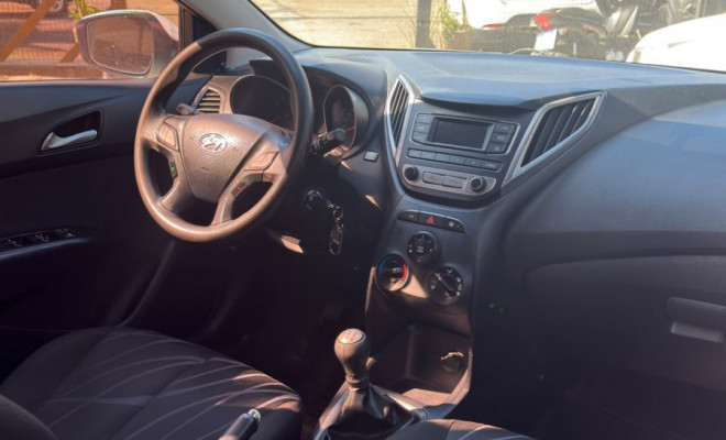 Hyundai HB20 Comf./C.Plus/C.Style 1.0 Flex 12V 2014 Flex-4
