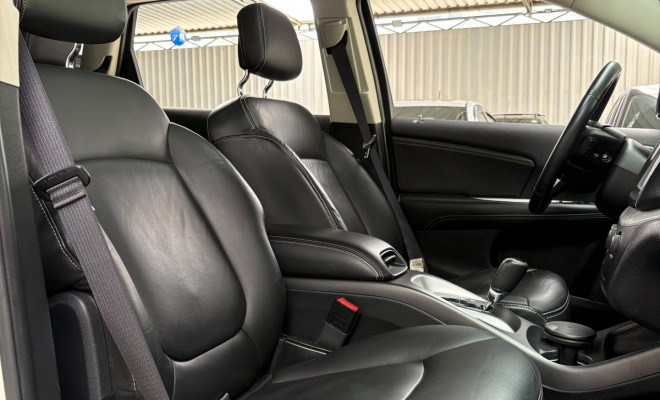 Fiat FREEMONT EMOT./PRECISION 2.4 16V 5p Aut. 2015 Gasolina-6