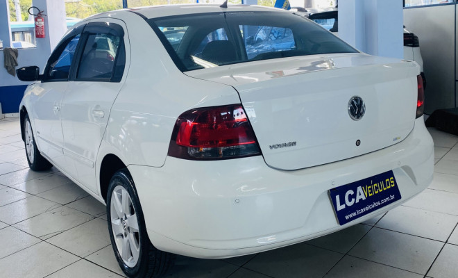 VW - VolksWagen VOYAGE 1.0/1.0 City Mi Total Flex 8V 4p 2011 Flex-4