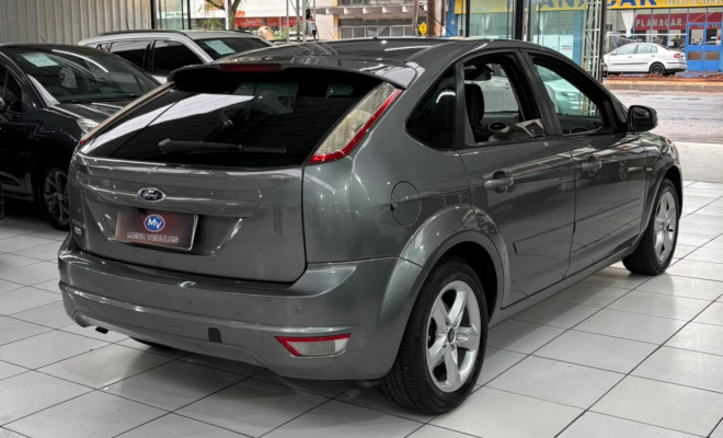 Ford Focus 1.6 S/SE/SE Plus Flex 8V/16V  5p 2013 Flex-6