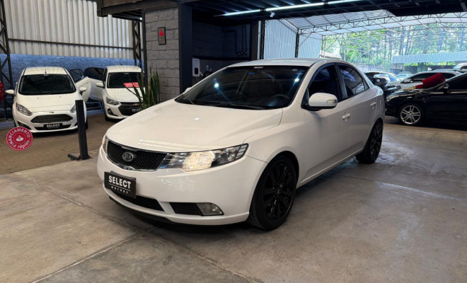Kia Motors Cerato 1.6 16V Mec. 2011 Gasolina