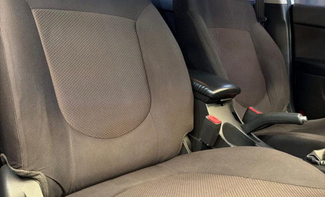 Kia Motors Cerato 1.6 16V Mec. 2011 Gasolina-12