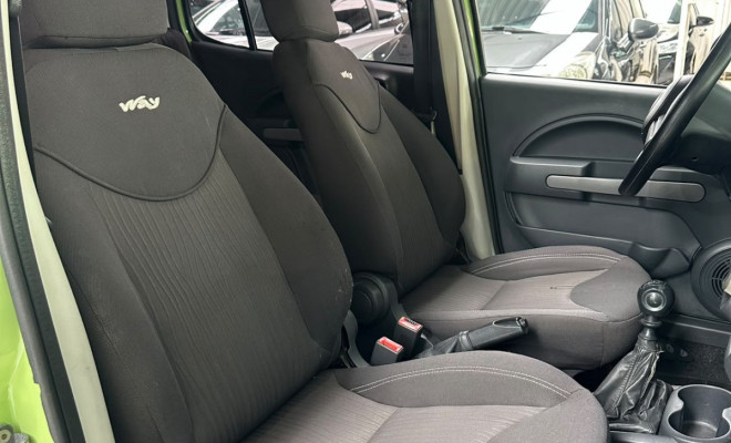 Fiat UNO WAY Celeb. 1.4 EVO Fire Flex 8V 5p 2011 Flex-8