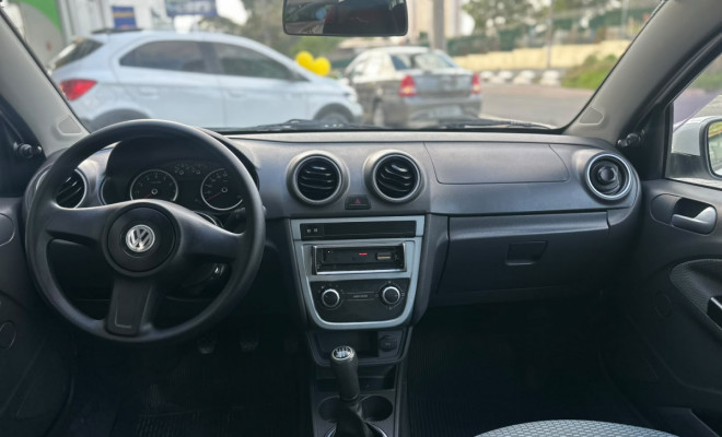 VW - VolksWagen Gol (novo) 1.0 Mi Total Flex 8V 4p 2012 Flex-8