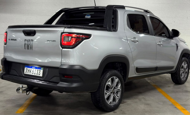Fiat Strada Volcano 1.3 Flex 8V CD 2022 Flex-4