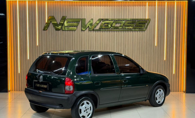 GM - Chevrolet Corsa Hatchback 1.0 MPFI 8V 71cv 5p 2002 Gasolina-0