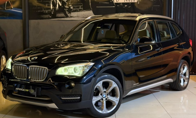 BMW X1 SDRIVE 20i 2.0/2.0 TB Acti.Flex Aut. 2014 Flex