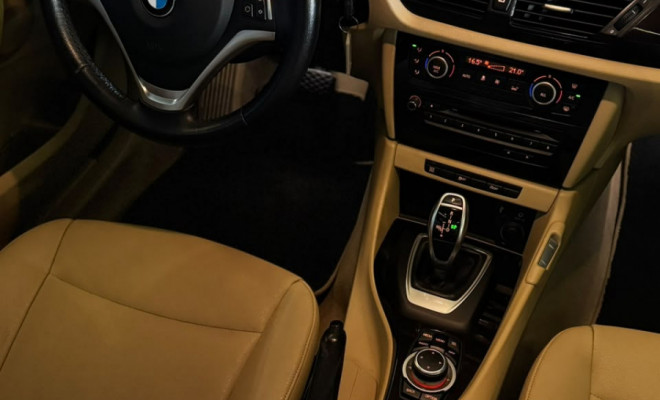 BMW X1 SDRIVE 20i 2.0/2.0 TB Acti.Flex Aut. 2014 Flex-13