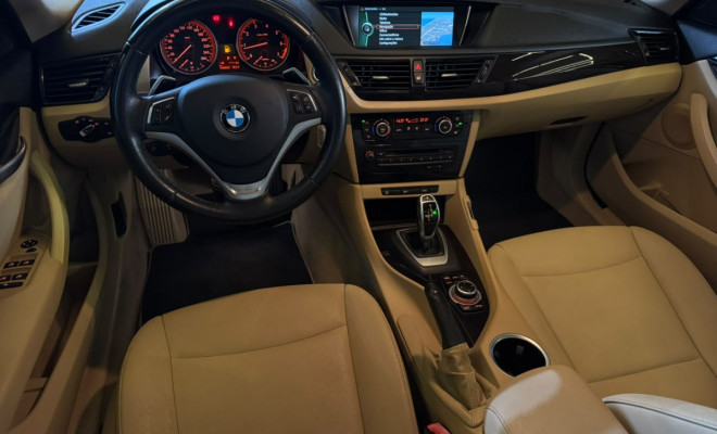 BMW X1 SDRIVE 20i 2.0/2.0 TB Acti.Flex Aut. 2014 Flex-12