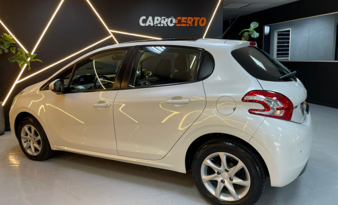 Peugeot 208 Allure 1.6  Aut. 2016 Flex  Com Teto panoramico-2