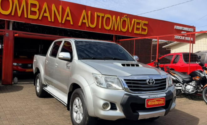 Toyota Hilux CD SRV D4-D 4x4 3.0 TDI Diesel Aut 2013 Diesel-5