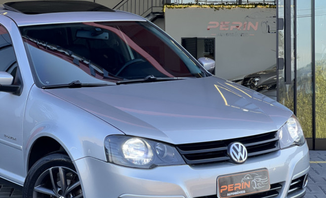 VW - VolksWagen Golf Sportline 1.6 Mi Total Flex 8V 4p 2014 Flex-0