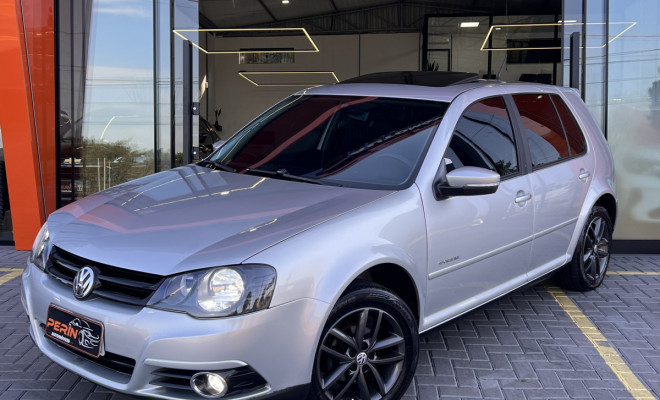 VW - VolksWagen Golf Sportline 1.6 Mi Total Flex 8V 4p 2014 Flex-2