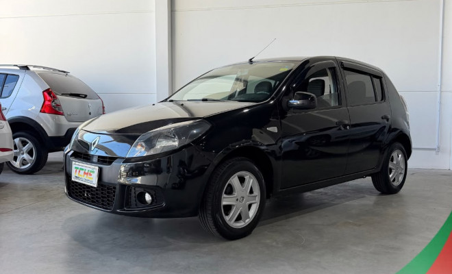 Renault SANDERO Expression Hi-Flex 1.6 8V 5p 2014 Flex