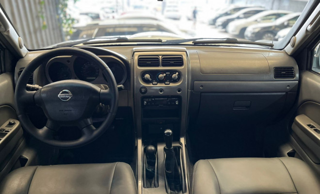 Nissan Frontier XE/ XE TIT. CD 4x4 2.8 TDI Dies 2003 Diesel-5