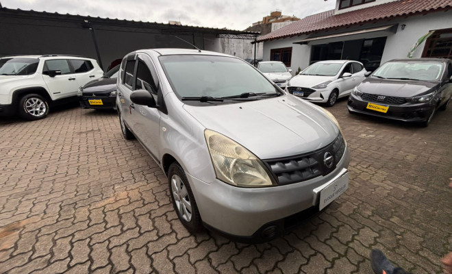 Nissan LIVINA 1.8 16V Flex Fuel Aut. 2010 Flex-7
