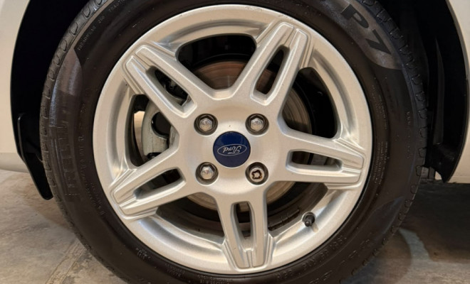 Ford Fiesta SEL 1.6 16V Flex  Aut. 5p 2018 Flex-15