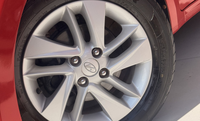 Hyundai HB20 Premium 1.6 Flex 16V Mec. 2013 Flex-1