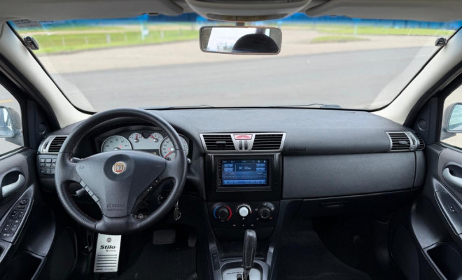 Fiat Stilo 1.8/ 1.8 Connect Flex 8V 5p 2009 Flex-5