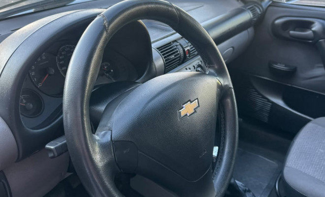 GM - Chevrolet Classic Life/LS 1.0 VHC FlexP. 4p 2014 Flex-5